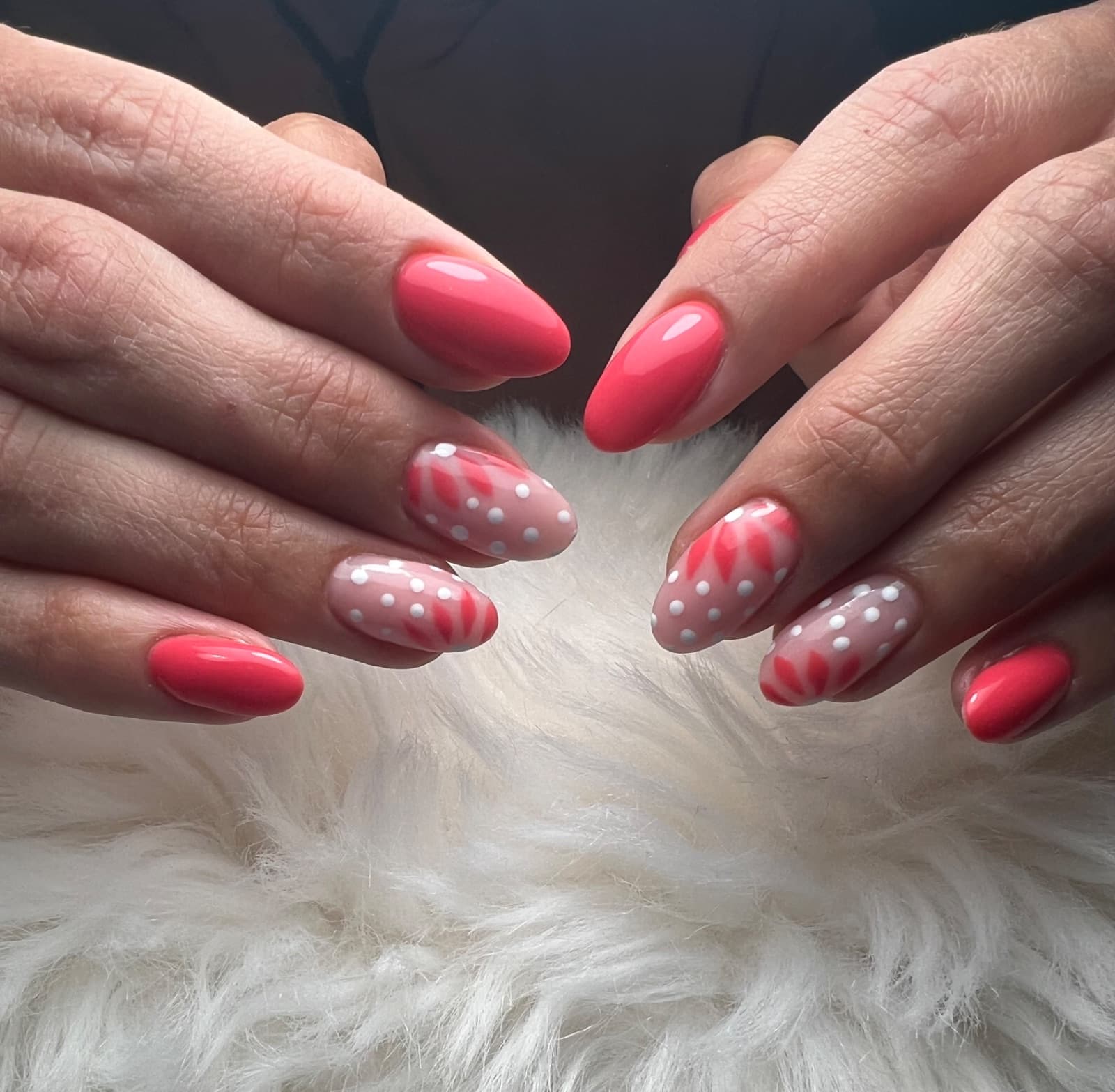 Réalisation en onglerie — L'atelier Harmo'nails, Parempuyre