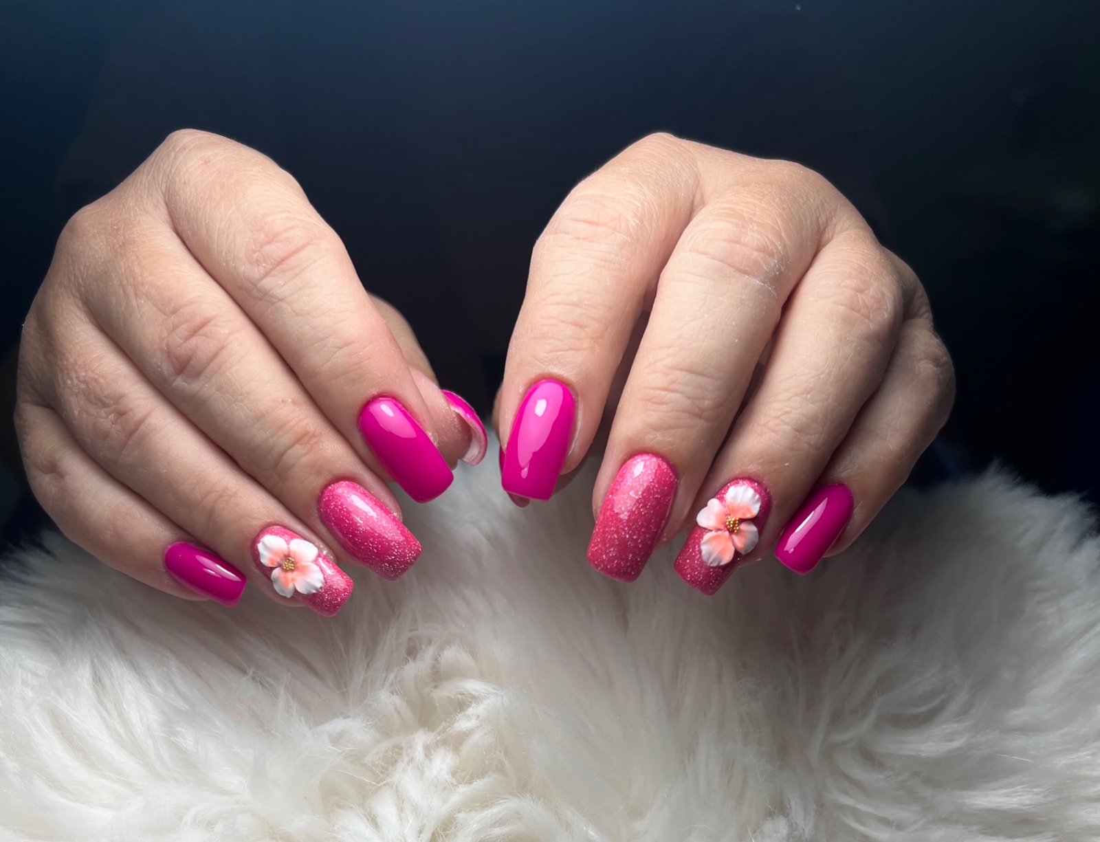 Réalisation en onglerie — L'atelier Harmo'nails, Parempuyre